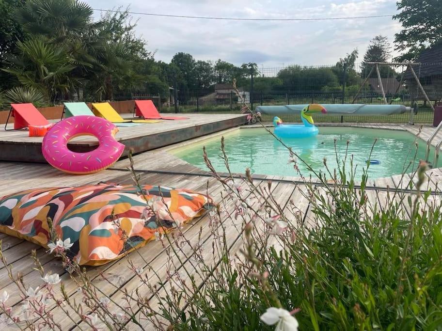 Gite La Vie En Couleur 14 Personnes Saint-Paul-en-Gâtine 外观 照片